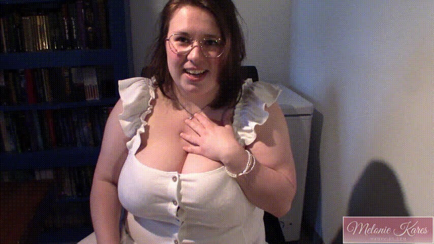 Big Tits Bra Cleavage Dress Huge Tits MILF Mom Natural Tits gif