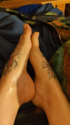 I like to have my feet rub the oil in..