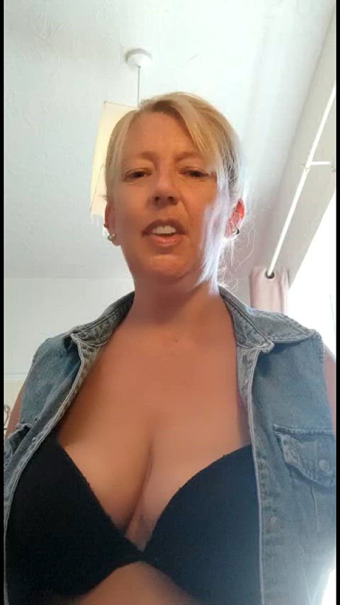 big tits amateur milf boobs blonde gif