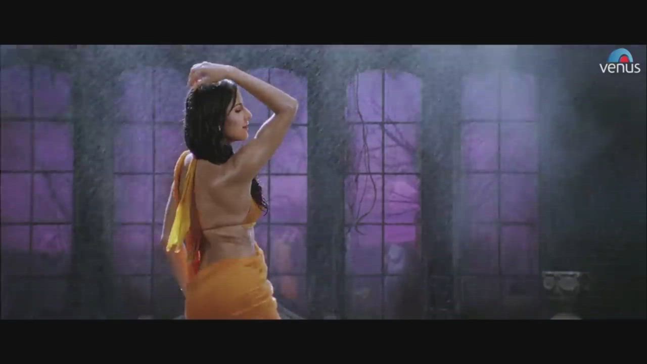 Katrina Kaif - De Dana Dan [Old]