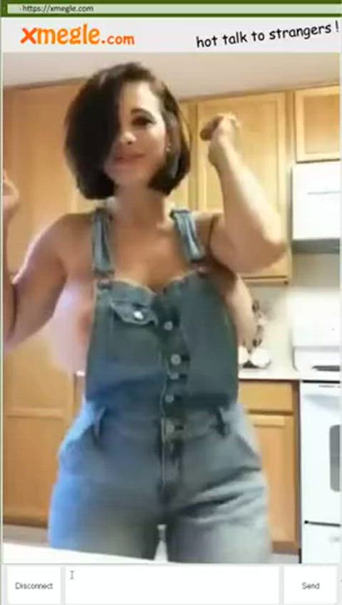 tiktok camgirl webcam cam onlyfans huge tits big tits gif