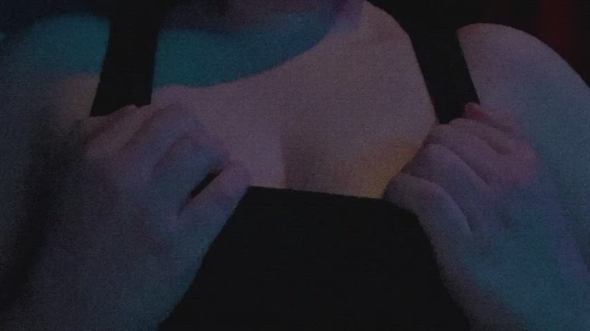Use my tits release all that stress 🥺💕