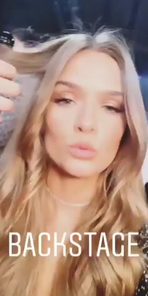 Josephine Skriver gif