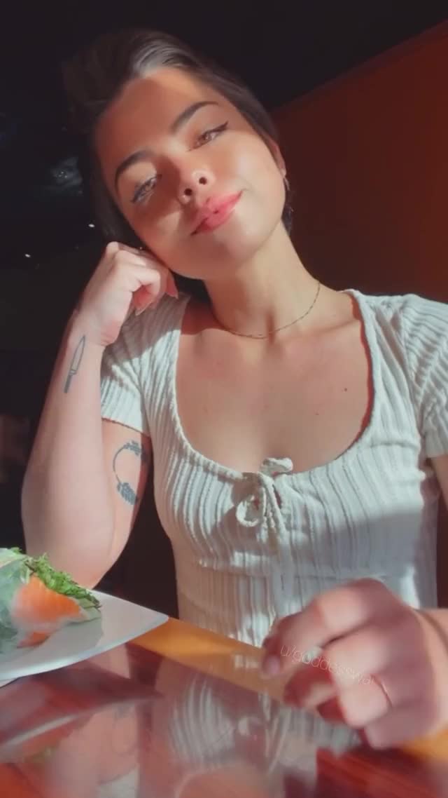 ? Sushi with a side of tiddies ? [oc][GIF]