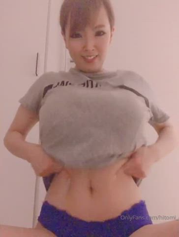 asian big tits boobs hitomi tanaka huge tits natural tits tits titty drop gif