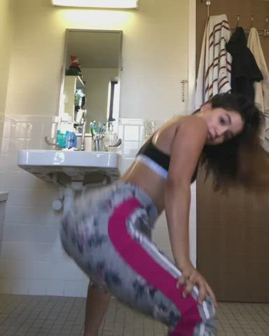 Ass Solo Twerking gif