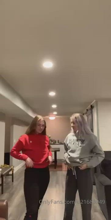 Ass Blonde Lesbians gif