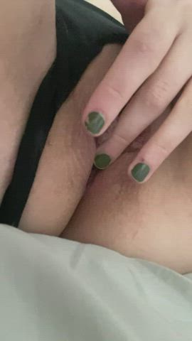 Thinking about how I’m getting my throat fucked later 🤤