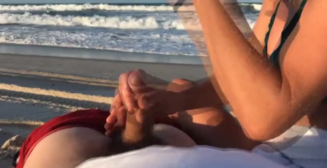 She gave me a handjob on a public beach