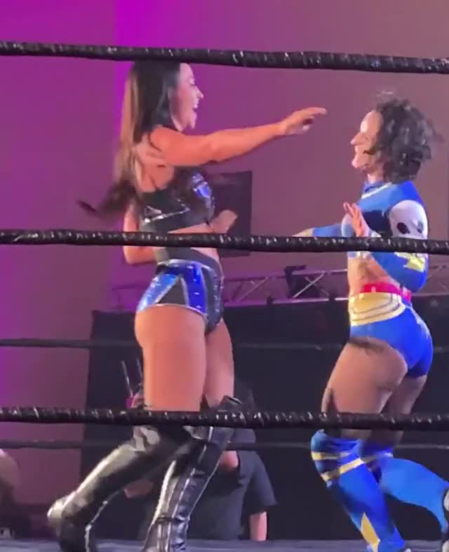 Tenille1