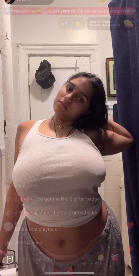 TikTok live big natural titty shaking