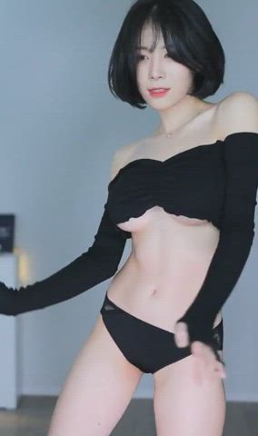 asian big tits dancing erect nipples fake boobs fake tits korean nipples tits gif