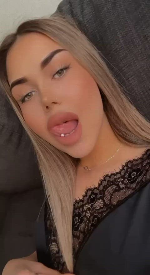 Will you lick my ass even if we dont know each other?
