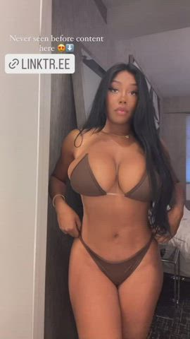 big tits boobs thick gif