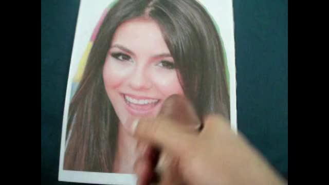 Victoria Justice - 1