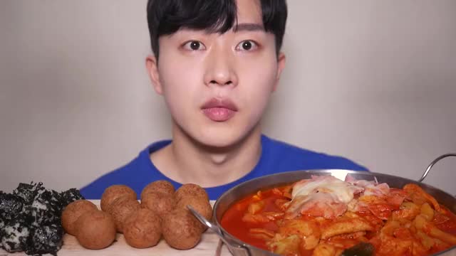 바다곰조해웅_엽기떡볶이 BHC치즈볼 먹방-1