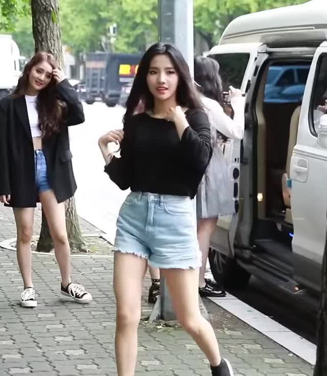 (G)I-DLE Soyeon