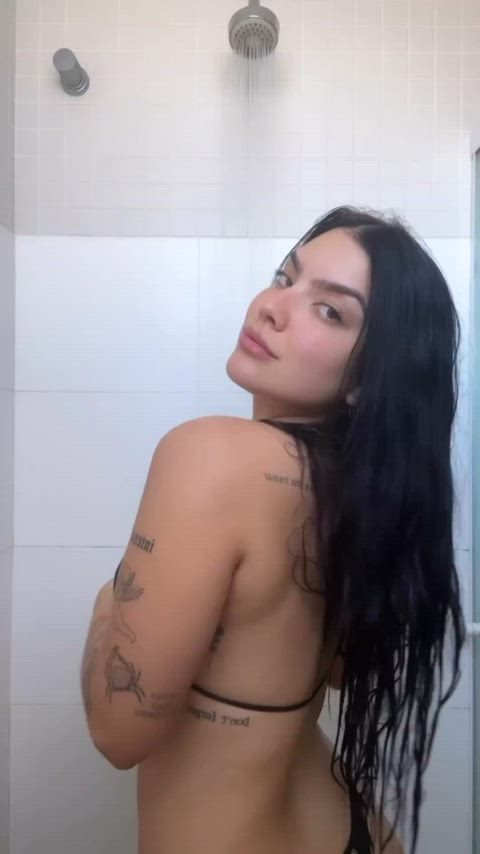 ass cute latina gif