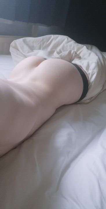 I just wanna make British people horny! Rate my arch!