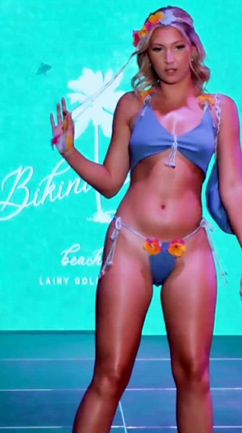 bikini blonde canadian chubby model bikinis sexy-lingerie tiny-tits gif