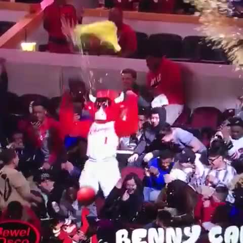 Chicago Bulls Mascot Letting It Loose