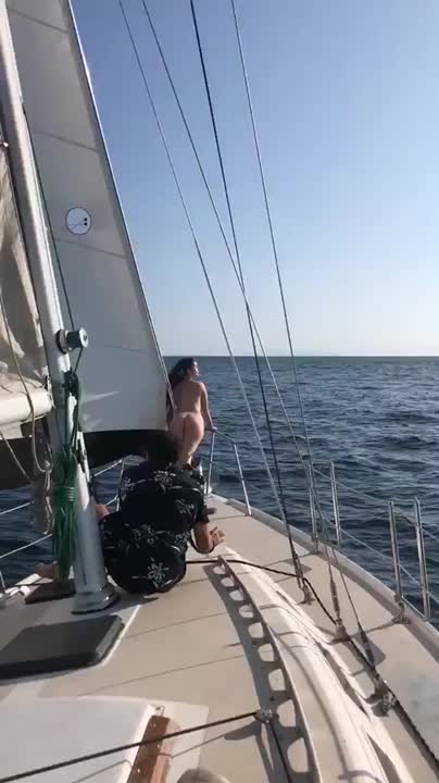 Bella Donna on the open ocean