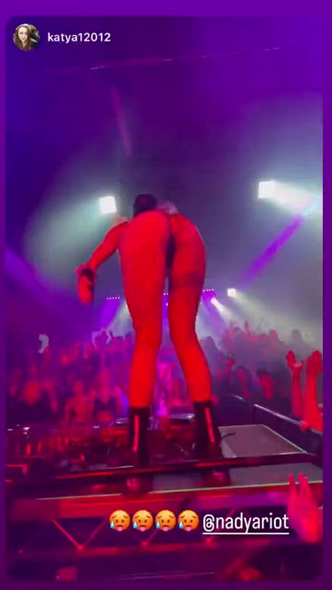 ass brunette celebrity russian gif