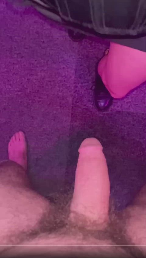 Bella Knees Big Dick