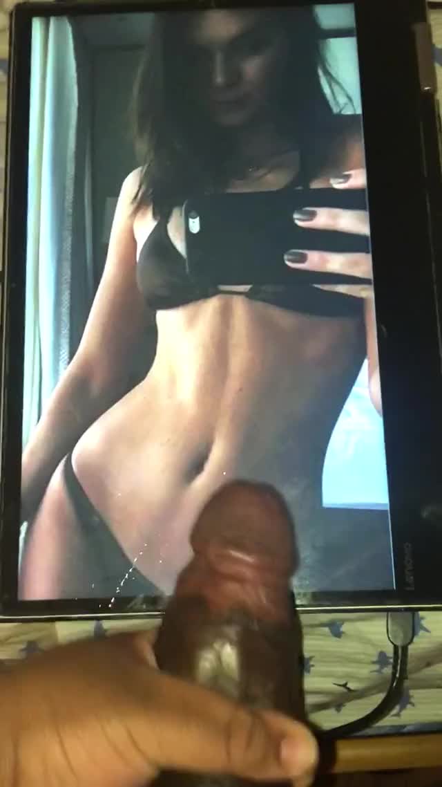 Kendall Jenner (full vid below)