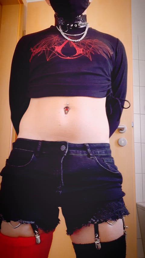 mal ehrlich: würdet ihr nen boy mit bauchnabelpiercing daten :P ?