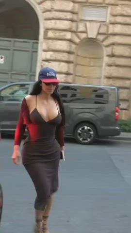 big tits dress kim kardashian gif