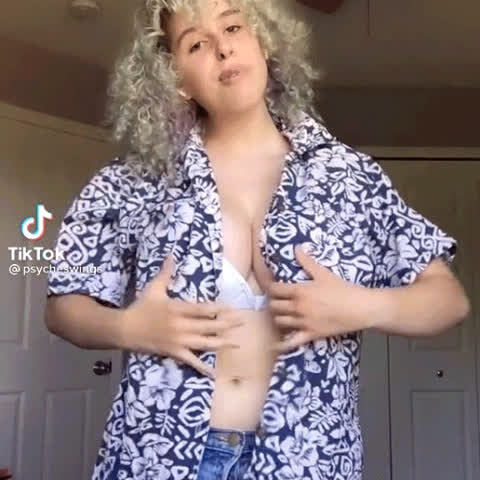 boobs female natural tits gif