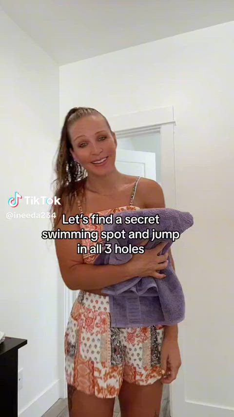 r/TikTits GIF by tiktokflashing55