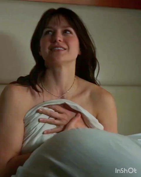 armpit bed cleavage milf melissa benoist seduction topless gif