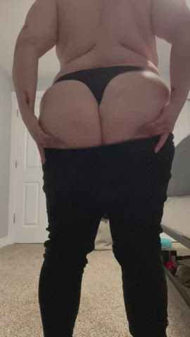 Hope you like ass jiggles 🥵