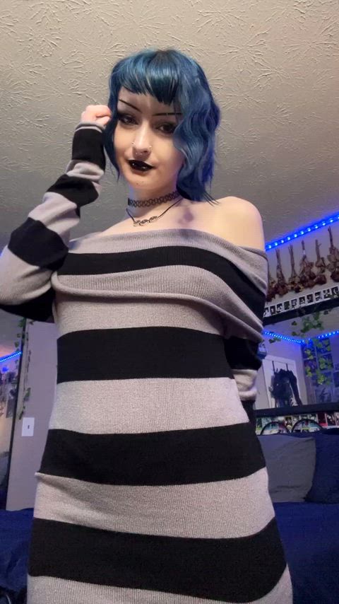 sweater weather or bikini weather? <3