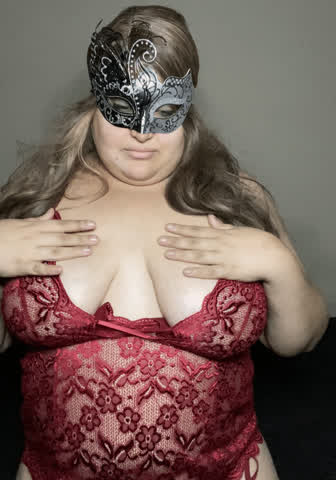 What do you think of my new lingerier? [gif]