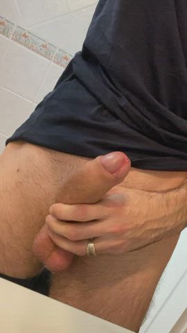 Let me fuck you with my huge cock🥵