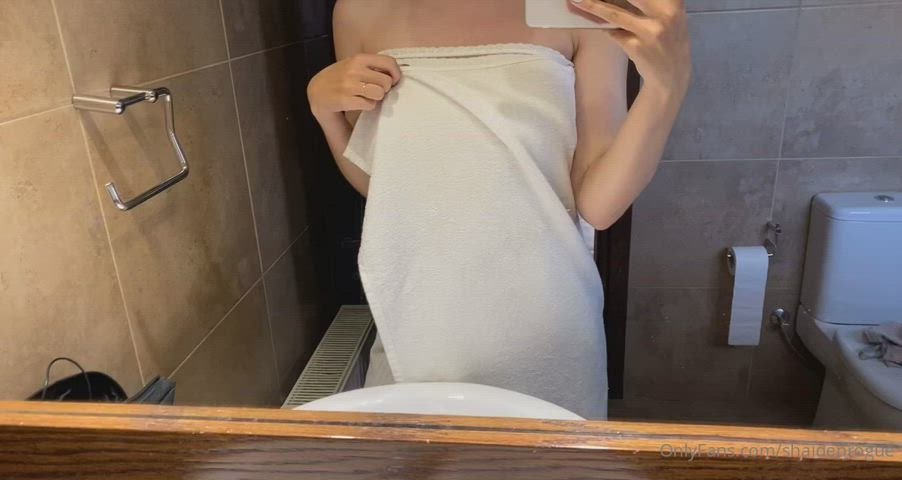 Towel reveal