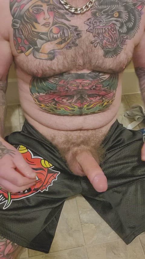 amateur bear big dick cock gay jerk off solo bisexual-male gay-hairy gay-muscle masturbation