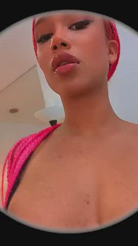cleavage natural tits onlyfans pov teen thick tiktok tits xvideos gif