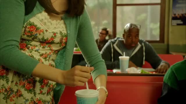 Alison Brie in Community (TV Series 2009–2015) [S03 Blooper] - S2