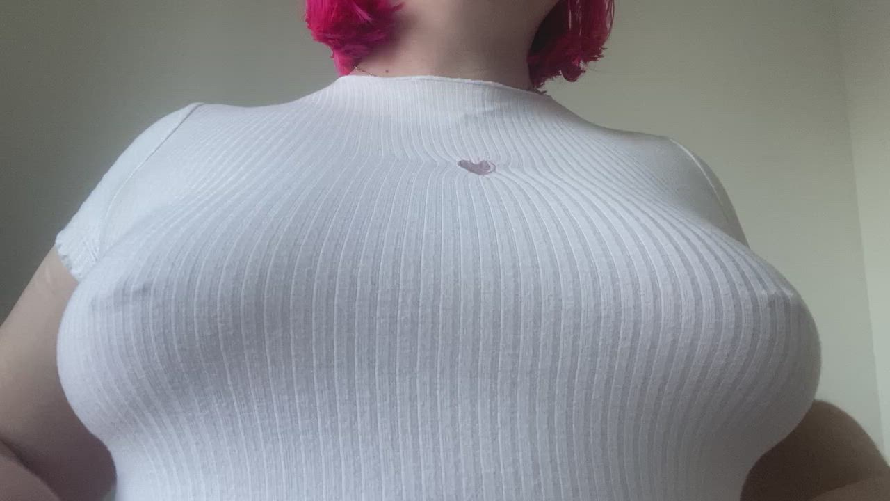 Can you play with my tits and fuck it? I’m horny af [oc]
