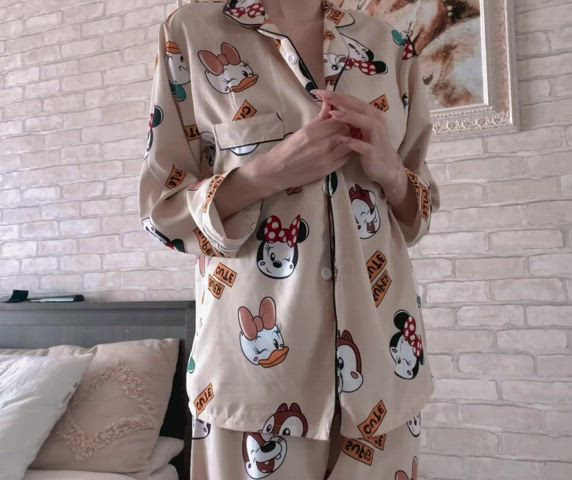Cute pajamas, cute tits, don't you think?😇