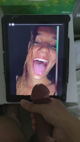 Big cumshot for hot chick