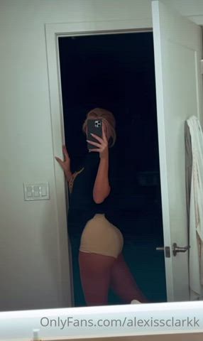 ass blonde booty gif