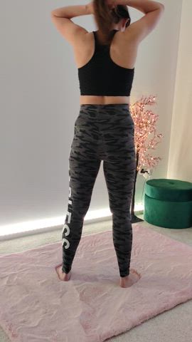 ass brunette fitness leggings squat gif