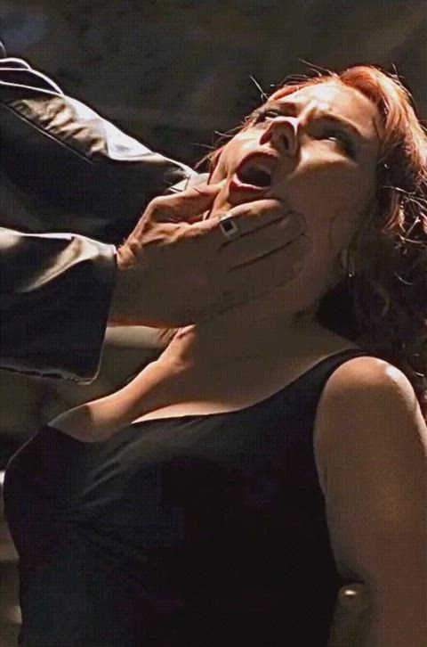 Let’s have fun with Scarlett Johansson 👄