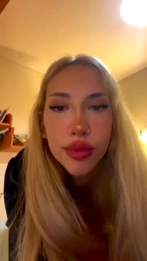 Soph - More tiktok flash vids on my TT likes