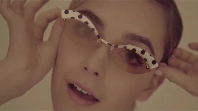 Kiki-Shades